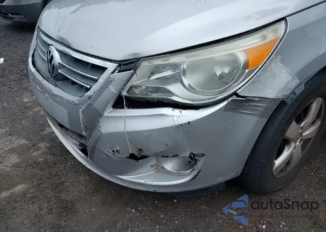 2010 Volkswagen Routan Se z USA, uszkodzony, nr VIN 2V4RW3D12AR296047